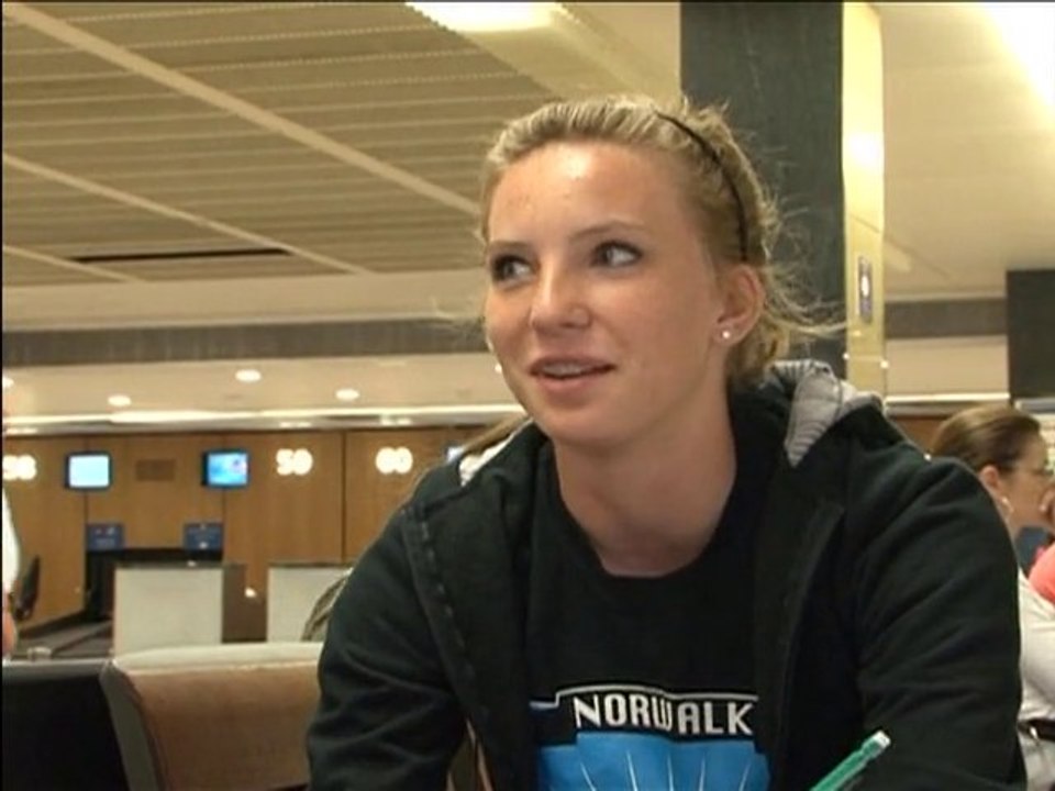 Air traffic control strike hits Paris airports