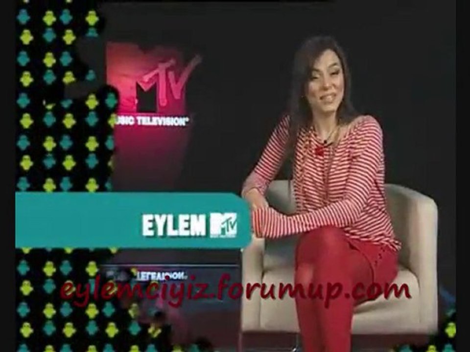 Mtv Eylem Videosunu Sunuyor