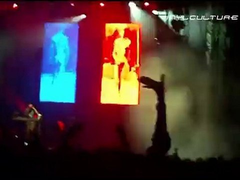 Fatboy Slim en concierto en el SOS 4.8 2010