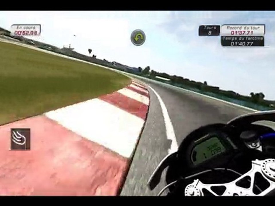 BMW S1000 R full simu sur Magny Cours