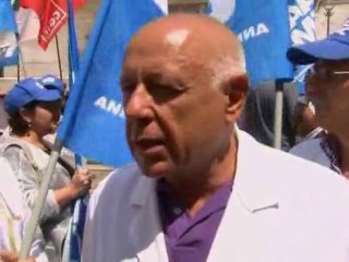 Бастуют итальянские медики