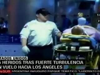 Avión realiza aterrizaje de emergencia en Kansas, 25 herido