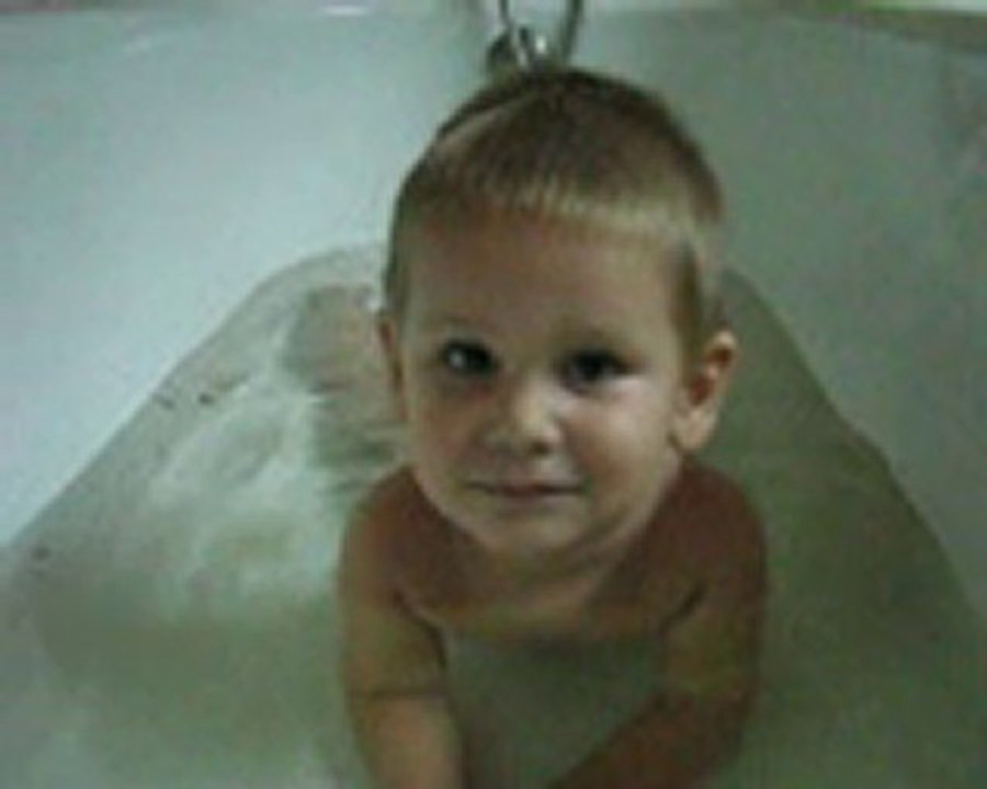 Coconi - Dans le bain 1
