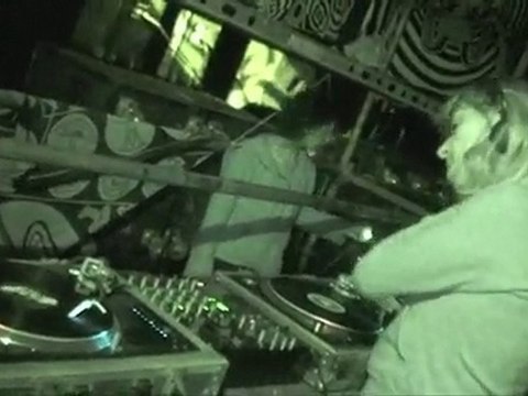 Mix Tribecore DJ Miss.Syl aka B2B - Freeparty Kalamités 2009