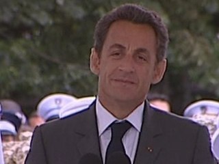 Sarkozy "en guerre sans merci contre la criminalité"