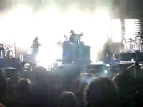 Massive Attack - Angel (live in Istanbul) 13.07.2010
