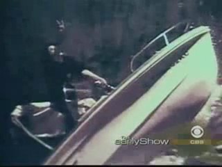 La diga risucchia il motoscafo: salvi gli occupanti