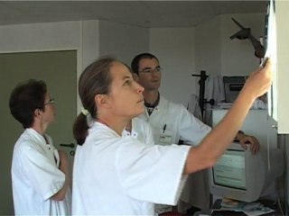 Médecin, praticien hospitalier