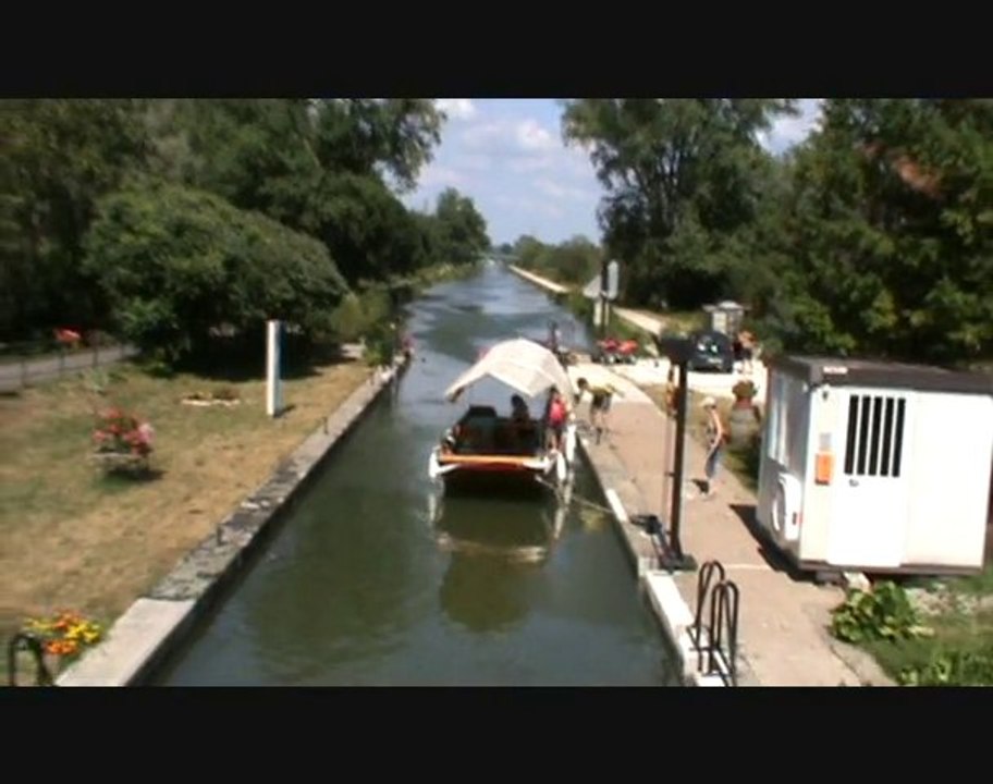 sur le canal du rhone au rhin