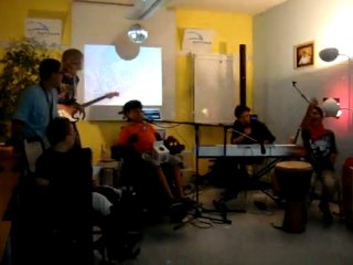 Création semaine Defitech avec K, Gregg à la guitare !
