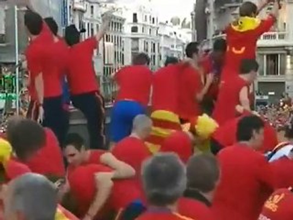 Gerard Pique crache sur Pedro Cortés