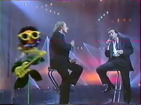 Didier BARBELIVIEN Et Félix GRAY A toutes les filles