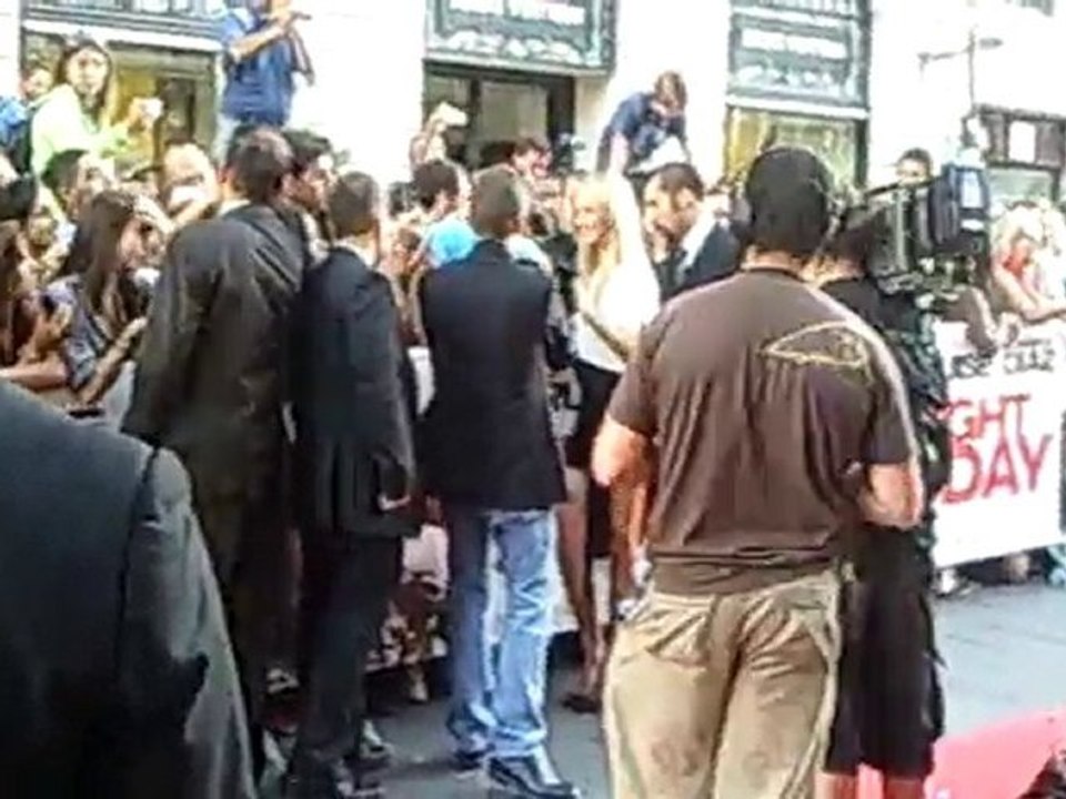 Cameron Diaz Bordeaux juillet 2010 n°1