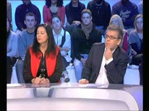 Soral et l'art contemporain : distribution de quenelles