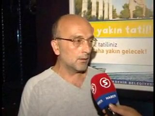 Bostancı'da Tekne Kayalıklara Çarptı