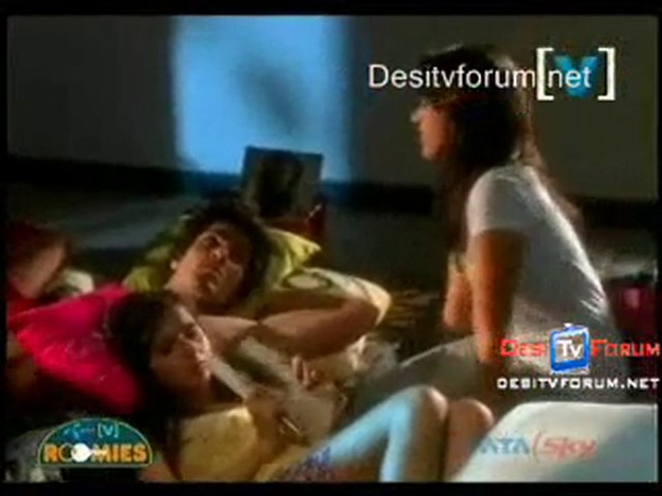 [v] Roomies - 24th July 2010 - pt5