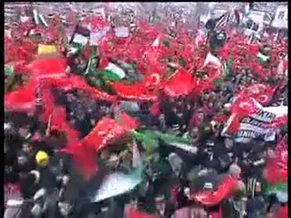 Fark Var! Numan Kurtulmuş Var!