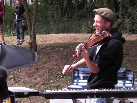 Paléo 2010: Chapelier Fou en showcase