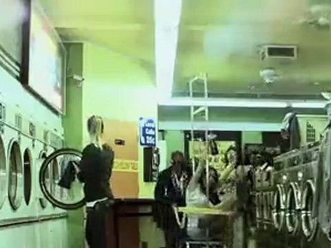 Flo Rida ft. David - Club Can't Handle Me