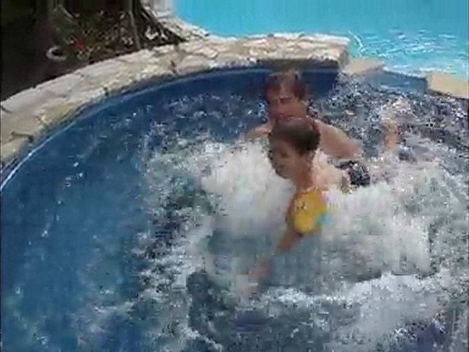 Juillet 2010, dans le jacuzzi avec Bernard 2