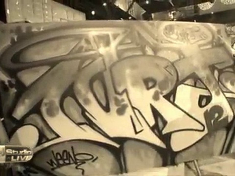 WEENO TV SHOW graffiti
