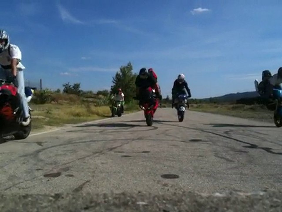 stoppie a 5 moto
