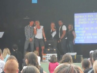 Il jouait du piano debout