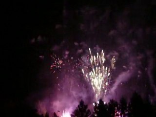 Feu D'artifice 2010 Bellignat (01) Part 02