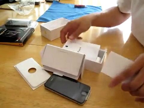 32gblik Iphone 4'un kutusundan acilisi & Invisible Shield
