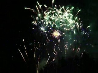 Feu D'artifice 2010 Bellignat (01) Part 08 Et Bouquet Final
