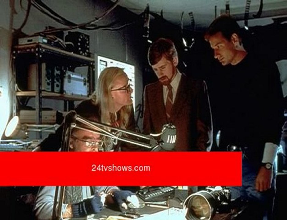 The X-Files Season 1 Episode 9 Fallen Angel