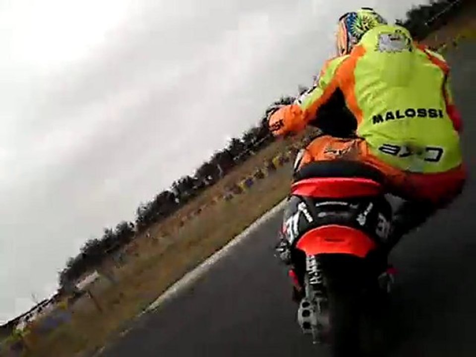 Scooter boite open 1ere manche vendeuvre 25 juillet 2010