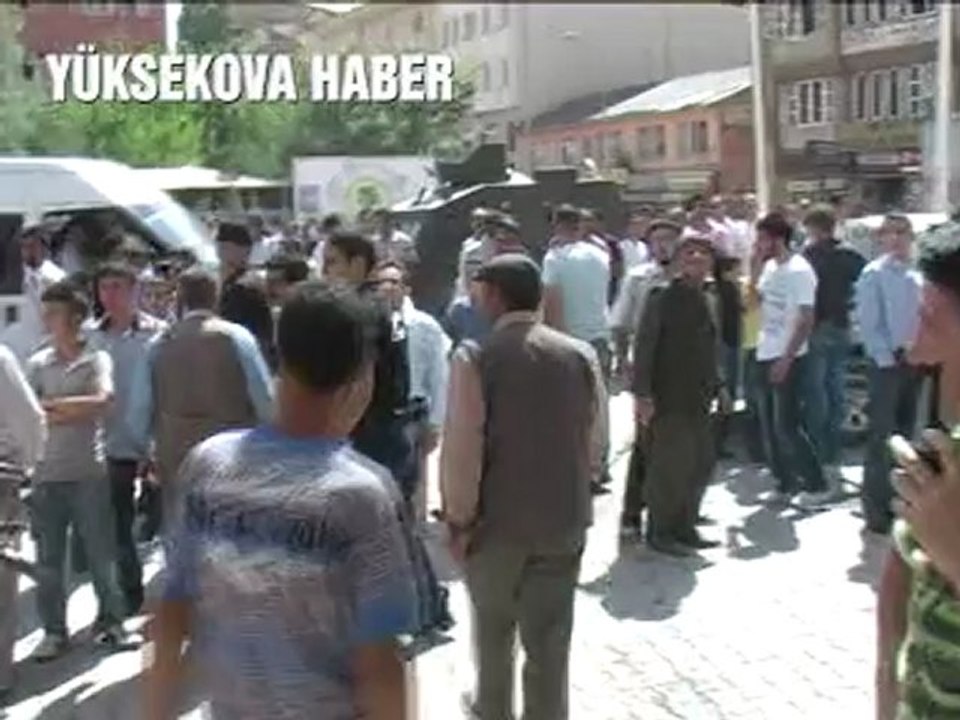 HAKKARİ'DE PATLAMA