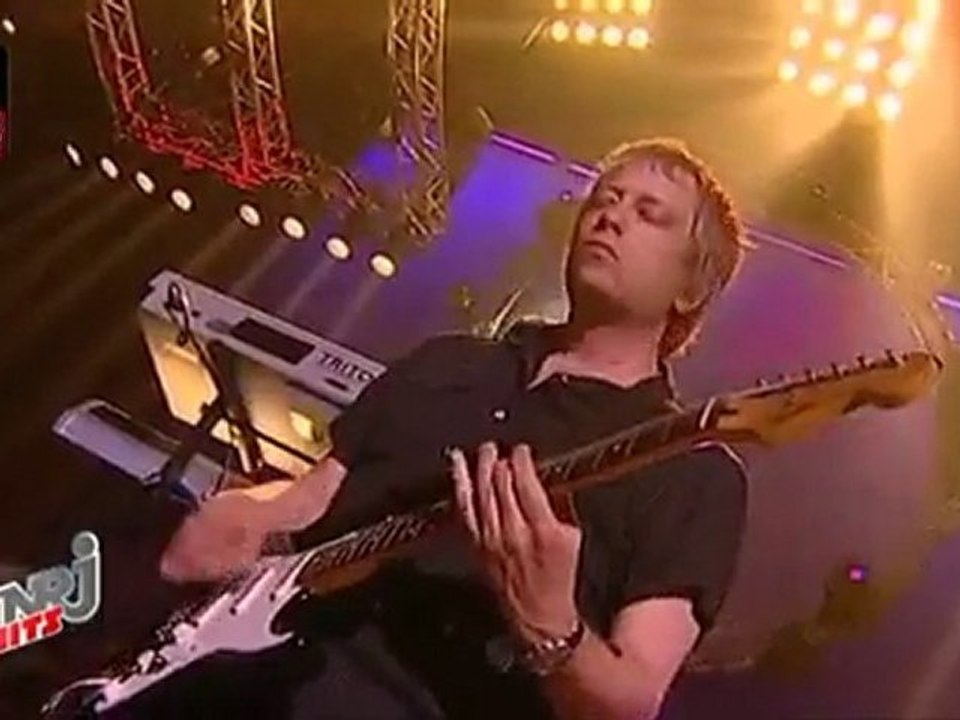 Lily Allen - Fuck You  NRJ live