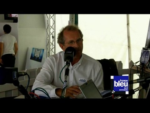 Jacques Caraès au micro de France Bleu