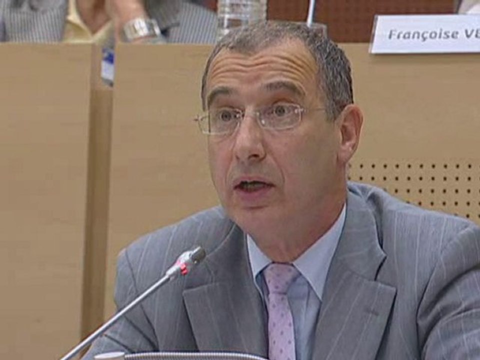 21/04/10 - 2b - Philippe Eymery sur Calais Port 2015