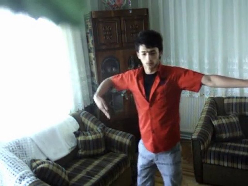 TuRkIsH ElEcTrO & TeChNo DaNcE