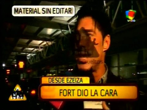 Exitoina.com - Ricardo Fort en Ezeiza