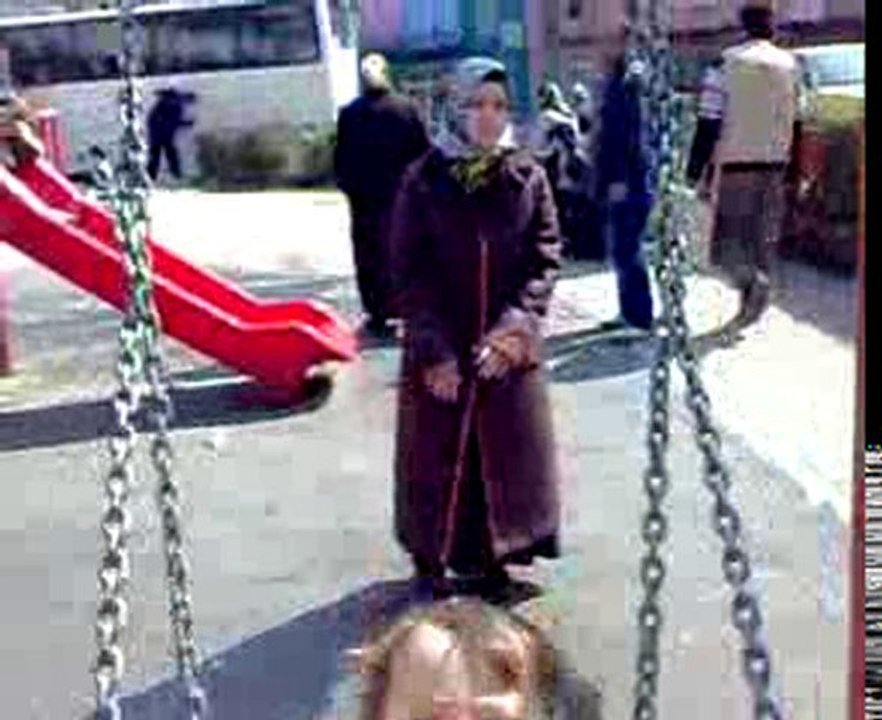 27032010298