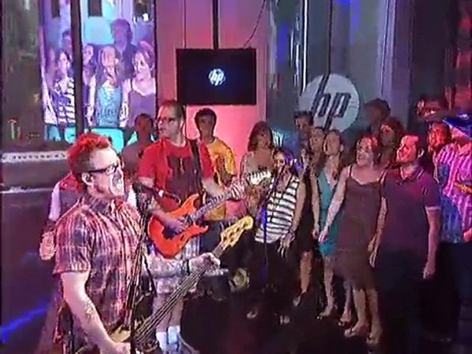 Weezer - Beverly Hills