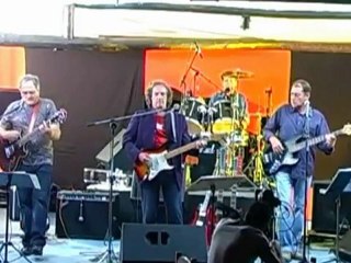 ENGLISH ROCK from Brasil - Back On The Road - Love Hurts