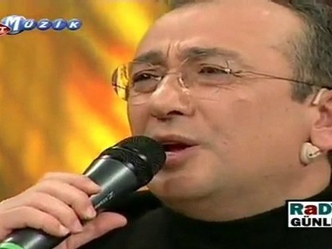 Oktay Bora Ertuğrul £££ SİYAH ZÜLFÜN TELLERİNE & PENCEREDEN