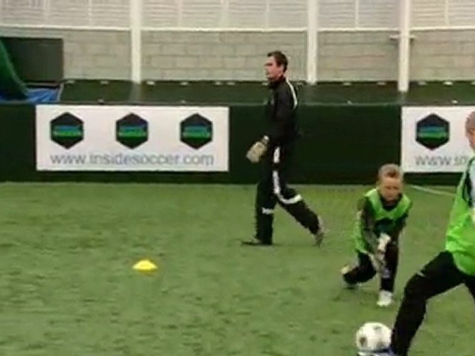 9 yaş kaleci çalışmaları