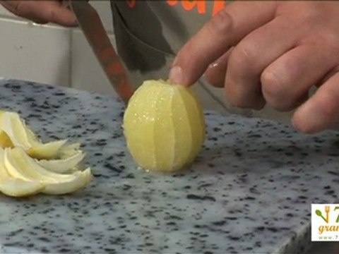 Peler un citron - 750 Grammes