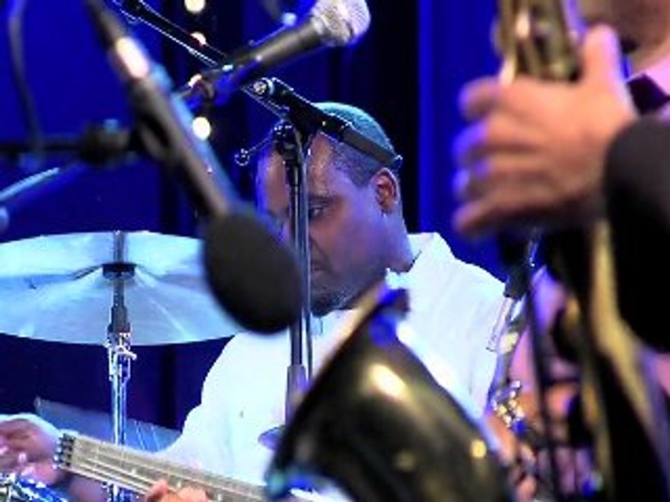 Al Jarreau live festival Jazz des Cinq Continents 2010