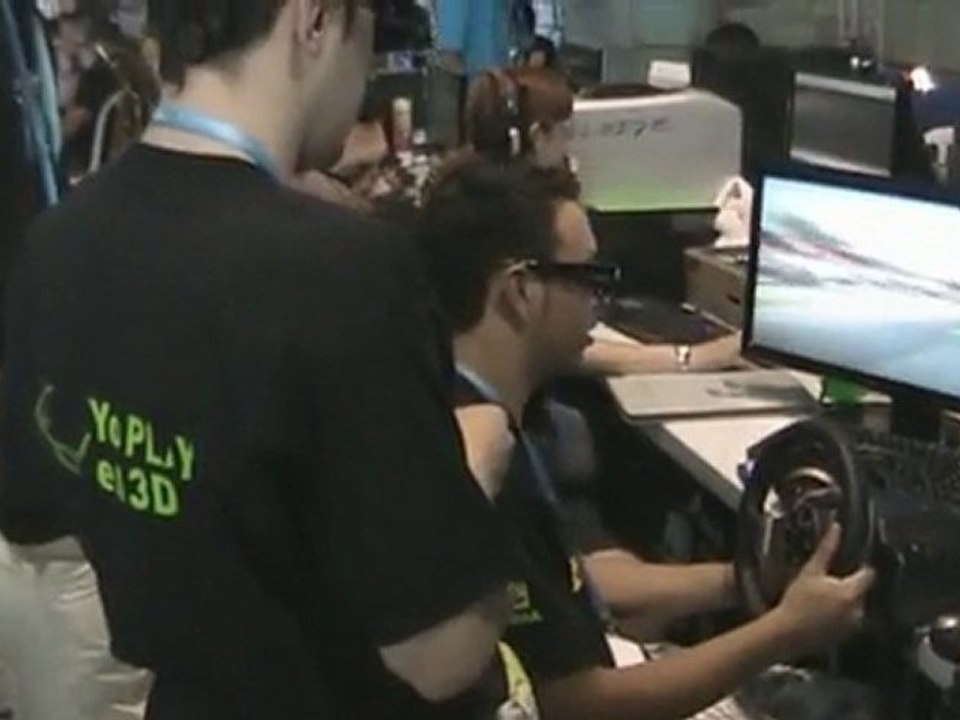 Campus Party Valencia 2010 - Yo PLAY en 3D - zonajugones.com