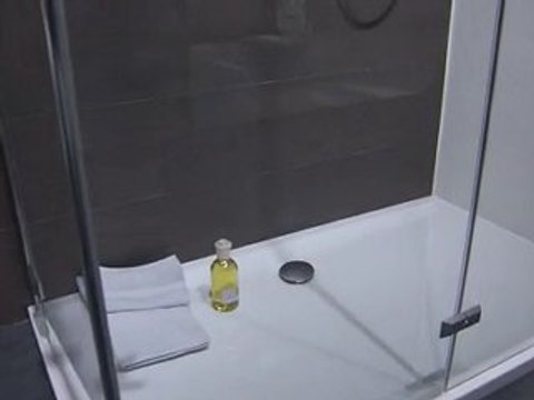 Teuco cabine et receveur de douche perspective, avec salle de bain MONTANARO