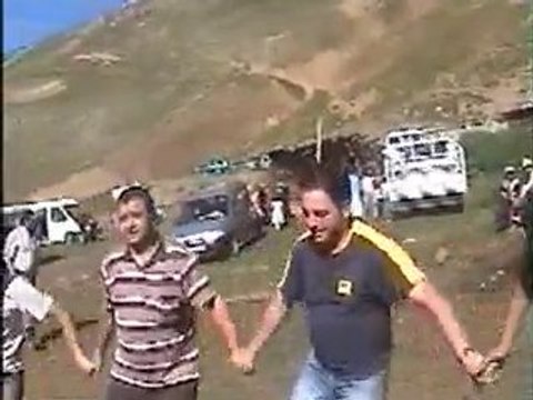berta bikinala yaylası 2006 yarıdağ eğlencesi -horon-4