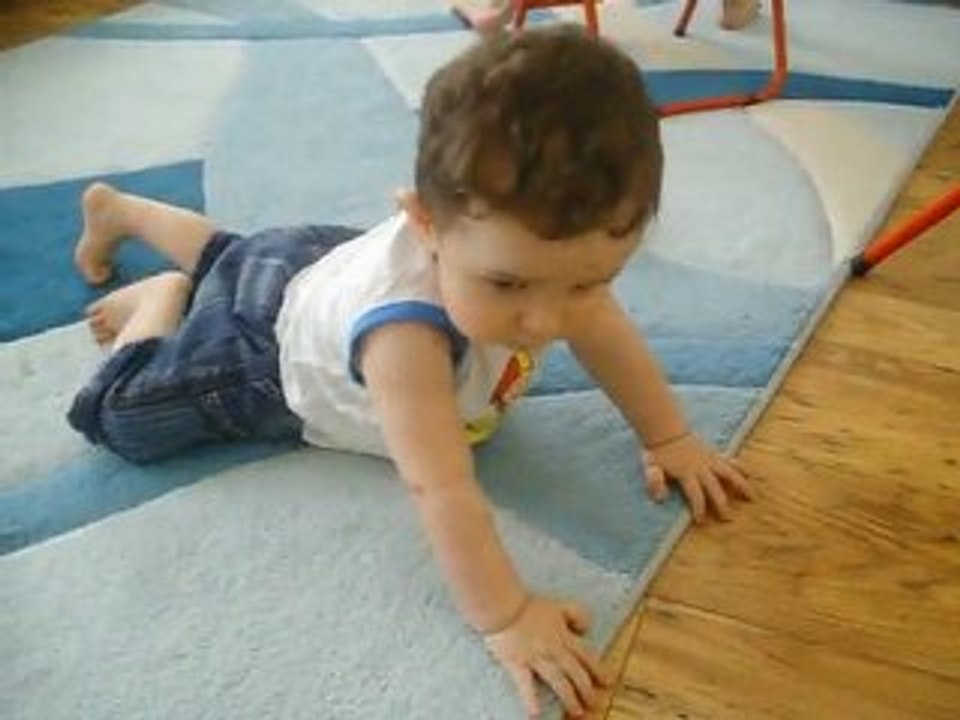 Ates: Emekliyorum - I am crawling - www.atesimizvar.com