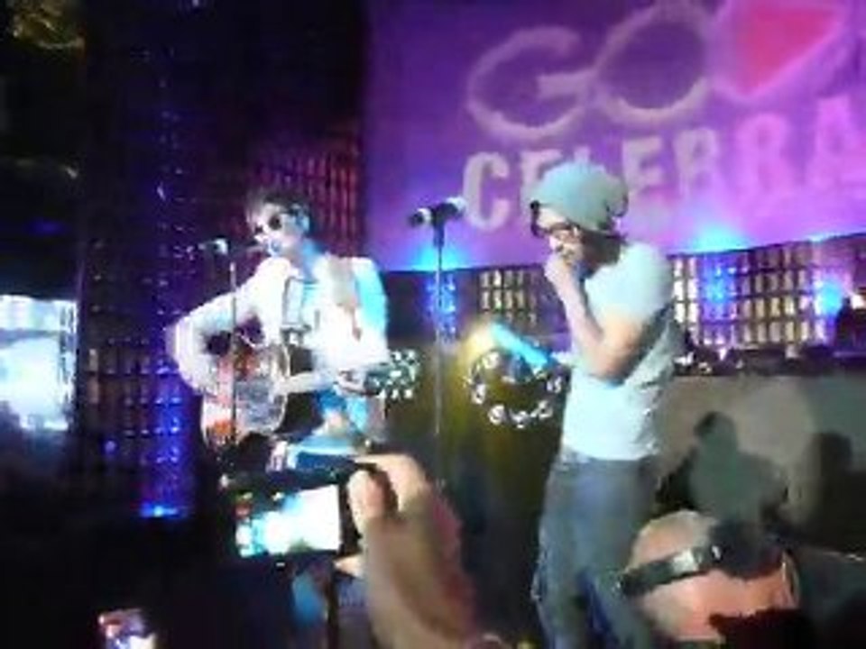 Never Shout Never
